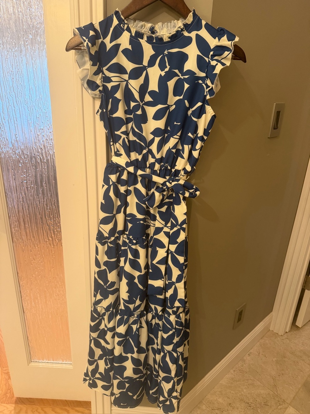 SHEIN Blue White Floral Flutter Sleeve Tiered Maxi Dress XS